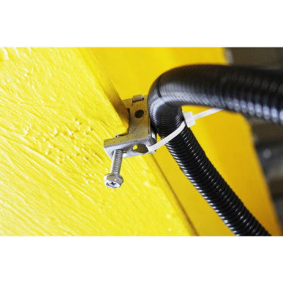 Uchwyt CMV do belek z gwintami M6 i otworami 6,3mm grubośc belki <16 opk=50szt. 96CMV CELO (96CMV)